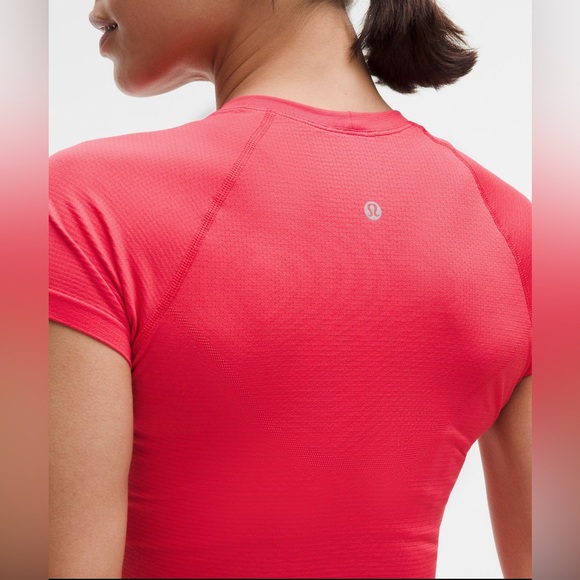 NWT- Lululemon Swiftly Tech Cropped Short-Sleeve Shirt 2.0 - Picture 3 of 5